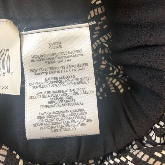 BCBGMAXAZARIA Y2K black print long sleeves romper XS - Picture 9 of 10